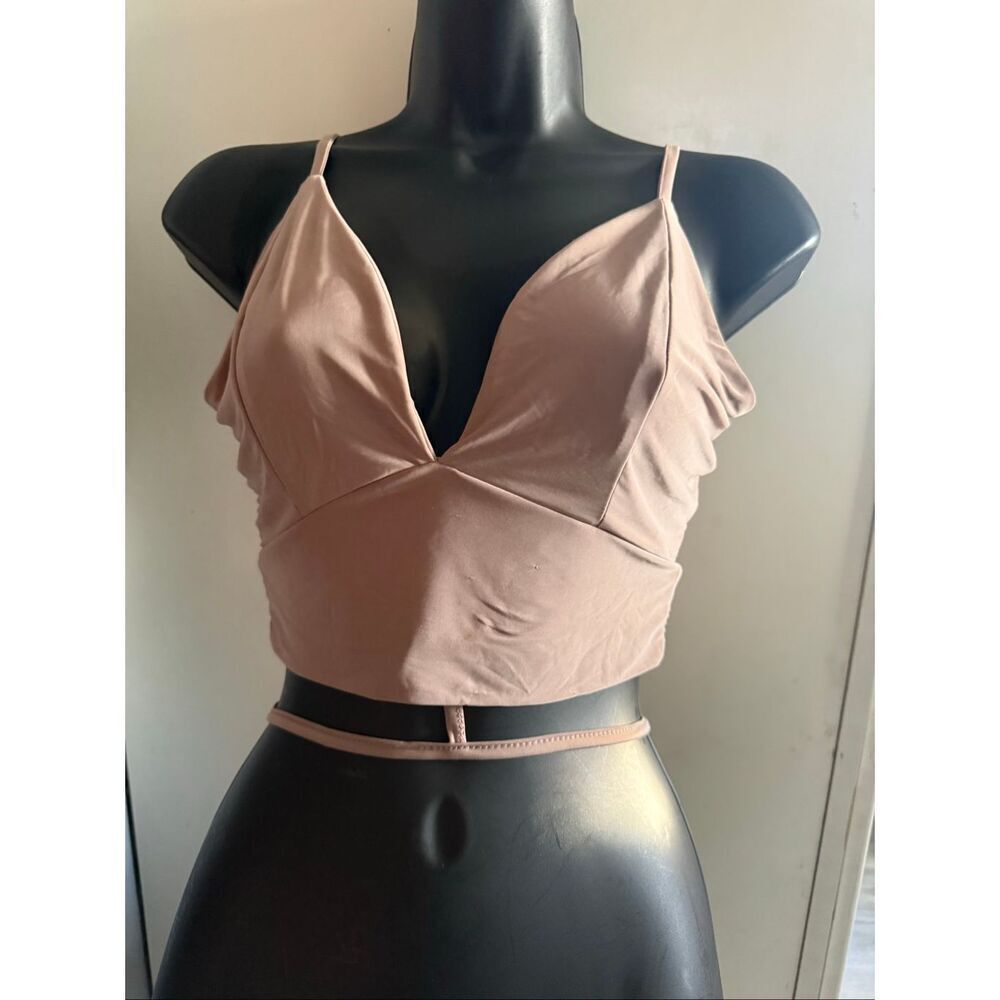 Boohoo Women's Plunge V-Neck Tie‎ Waist Back Crop Tank Top Beige Size 6